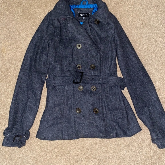 Jacket - Picture 2 of 4